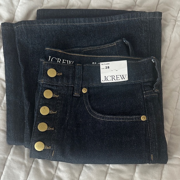 High-rise flare jean with button fly - Picture 2 of 3